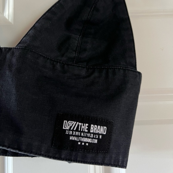 LF Crop Top - Picture 4 of 4